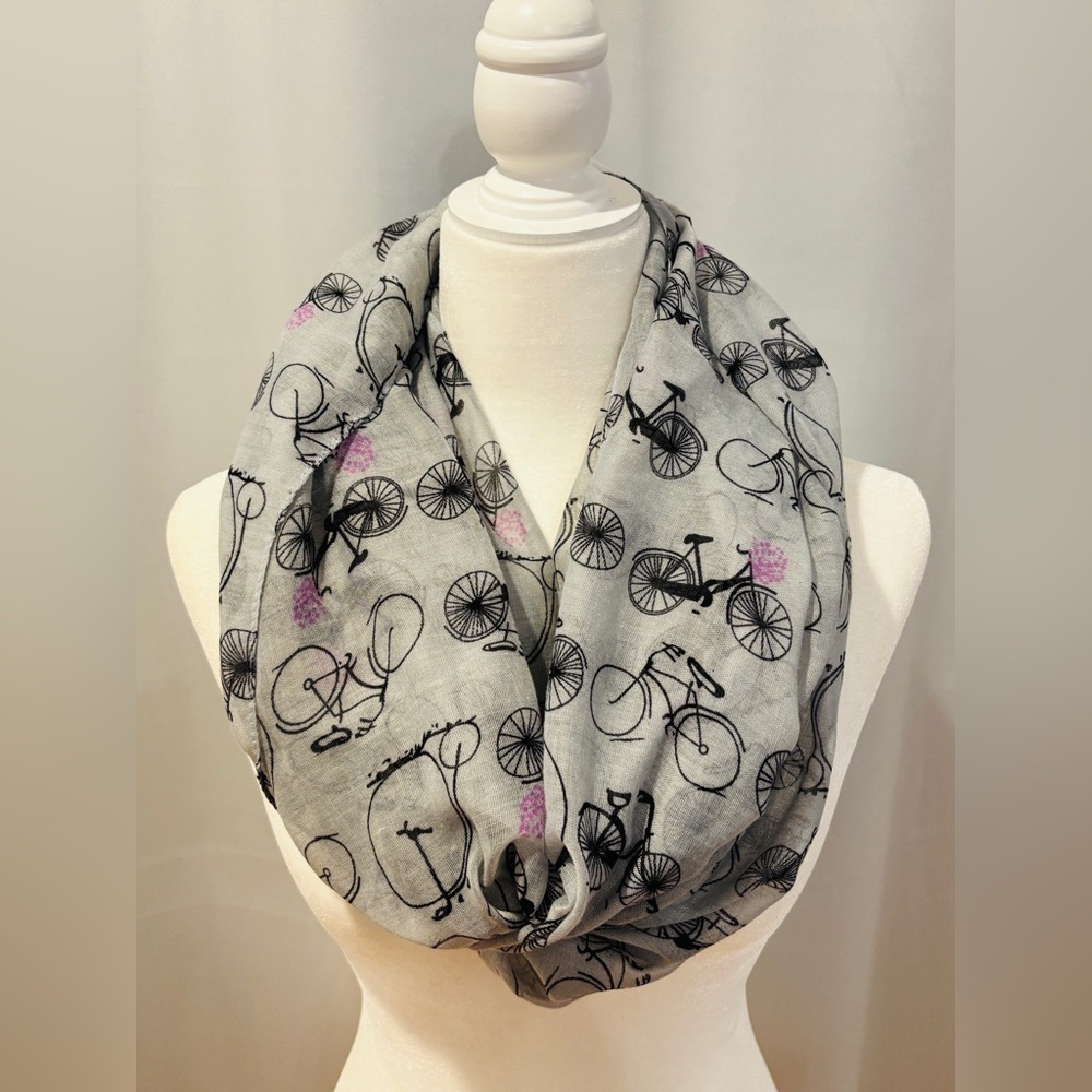 Stylish Bicycle Print Infinity Scarf